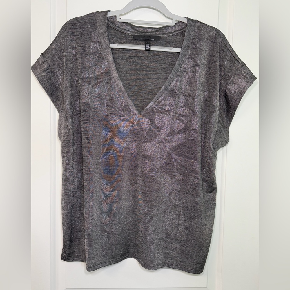 White House Black Market Gray V-Neck Short Sleeve Top
